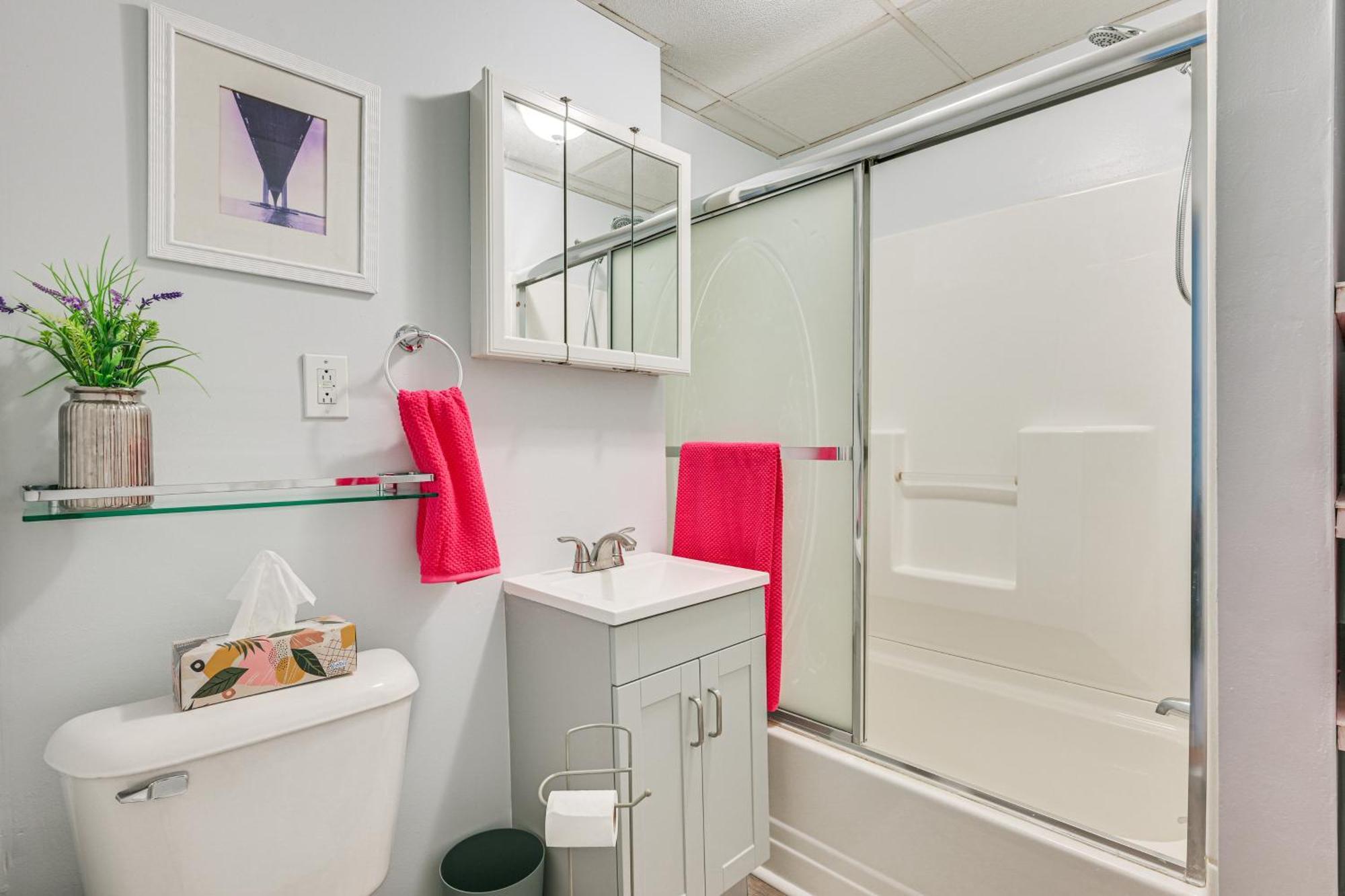 Medford Apartment Rental, 5 Mi To Downtown Boston Экстерьер фото